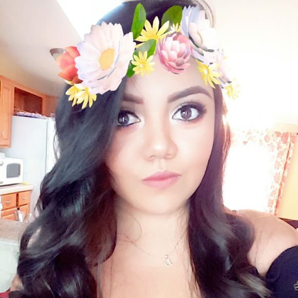 Meet your Posher, Daniela - Picture 1 of 1